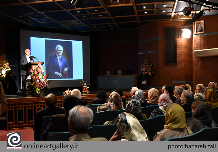 محمد بهرامی فردوسی زمان‌خویش است